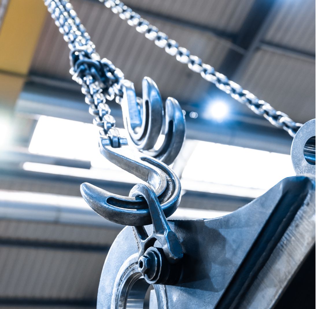 M&eacute;tal Action dispose d'un pont roulant d&rsquo;une capacit&eacute; de 3,2 tonnes dans son atelier de Gouesnou, pr&egrave;s de Brest