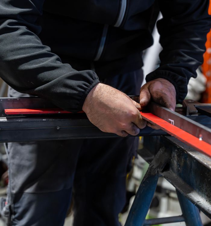 Travail de m&eacute;tallerie pour pi&egrave;ces de chaudronnerie et tuyauterie